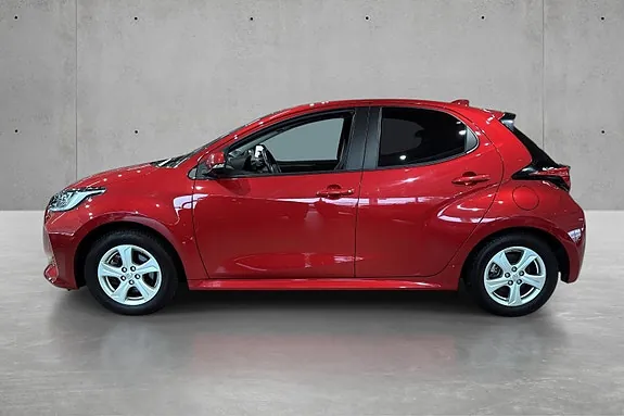 Toyota Yaris 2024 photo 2