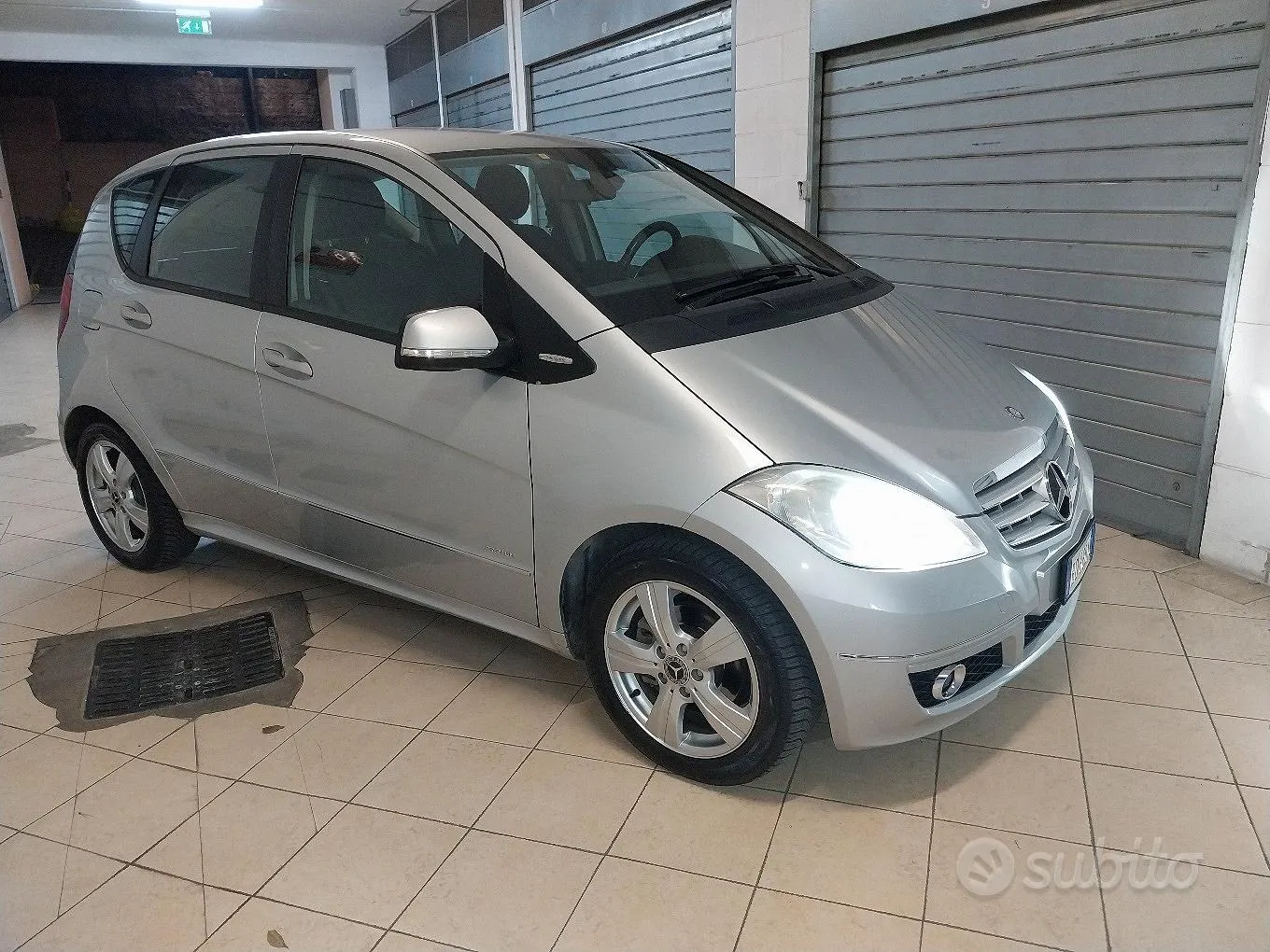 Mercedes-Benz A 2010 photo 4