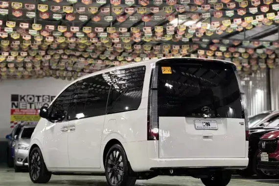 Hyundai Staria 2023 photo 5
