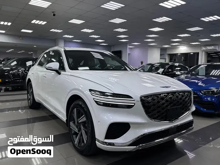 Genesis Gv70