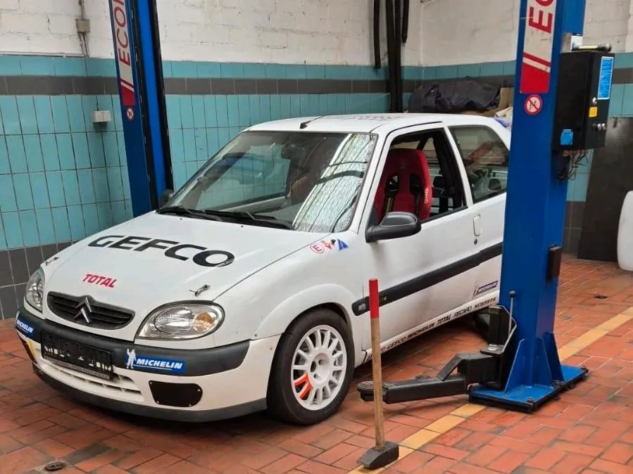 Peugeot 106