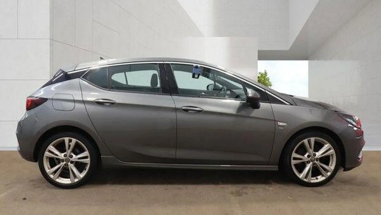 Vauxhall Astra 2018 photo 5