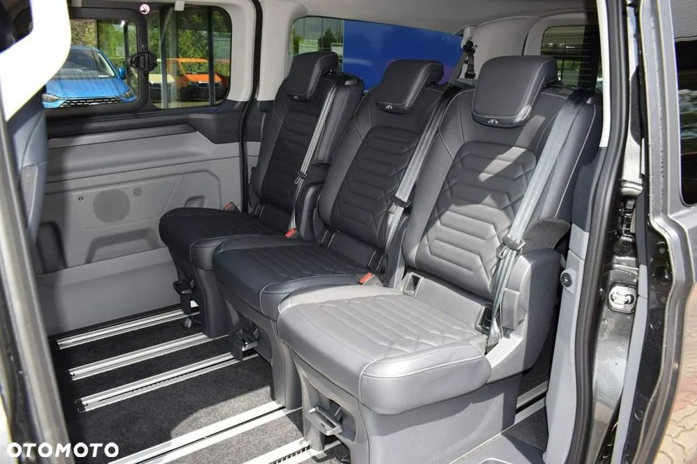 Ford Tourneo Custom 2026 photo 4