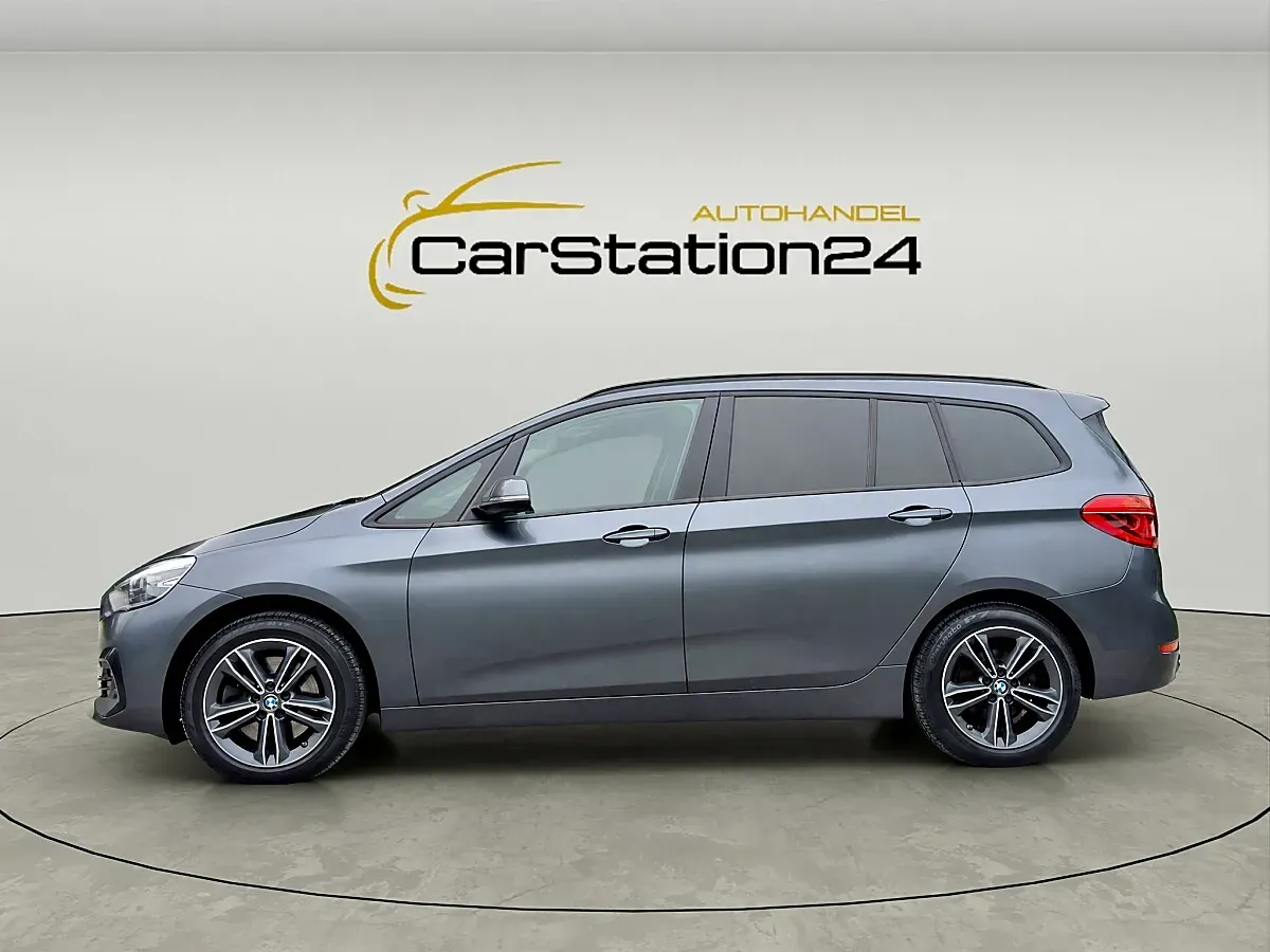 BMW 2 Series 2022 photo 2