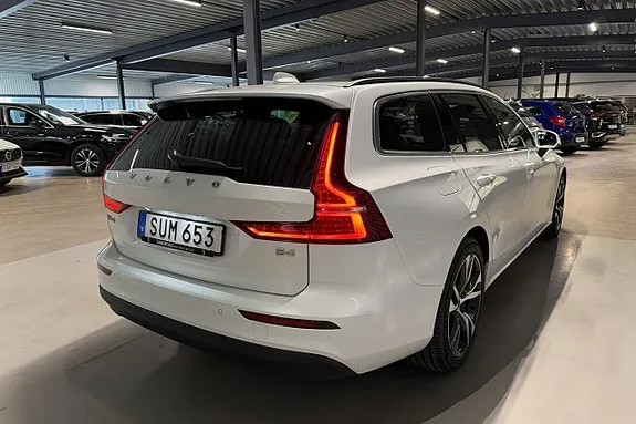 Volvo V60 2023 photo 4