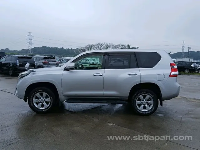 Toyota Land Cruiser Prado 2015 photo 4
