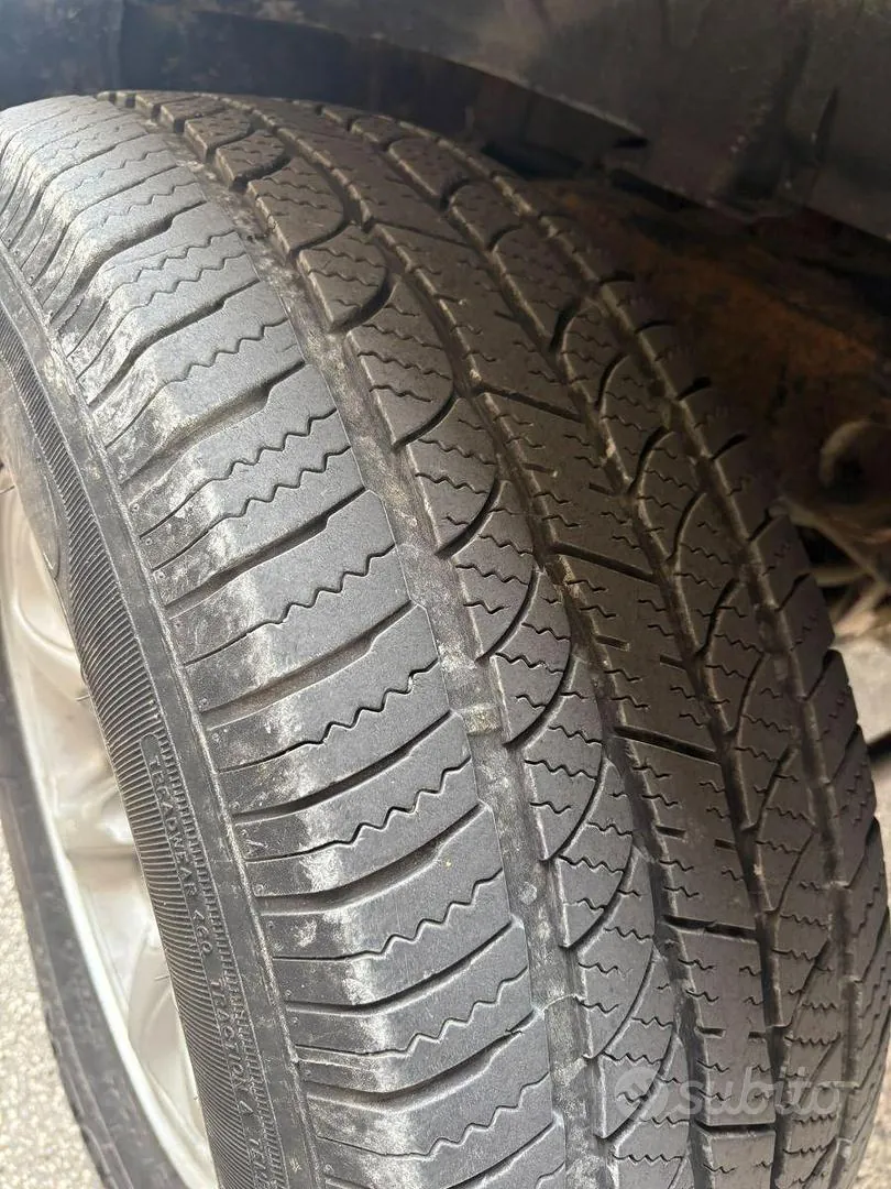 Mitsubishi Pajero 1998 photo 3