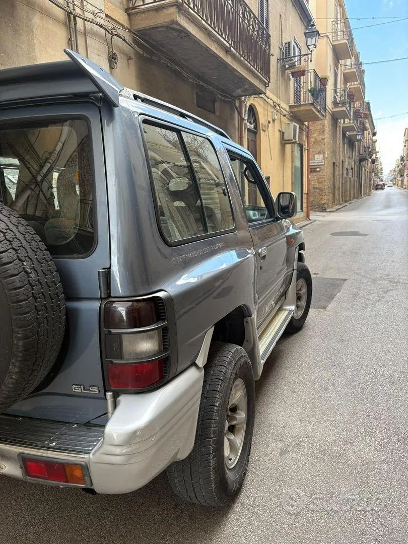 Mitsubishi Pajero 1998 photo 4
