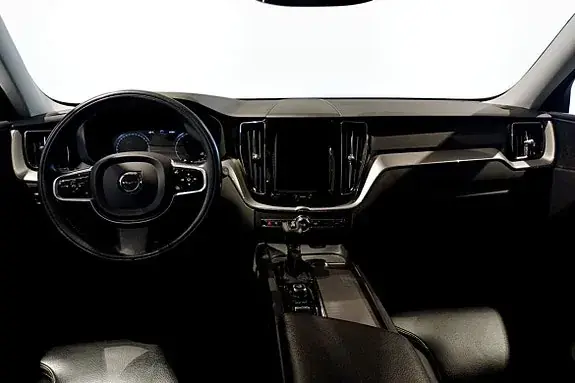 Volvo Xc60 2018 photo 4
