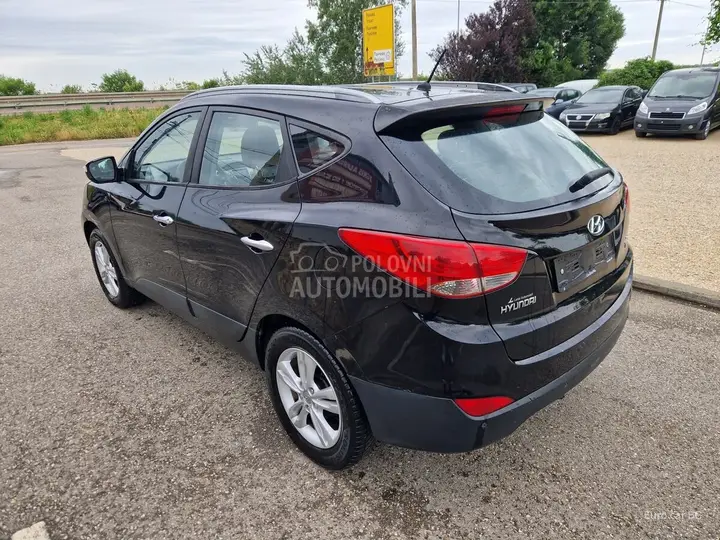 Hyundai Ix35 2012 photo 5