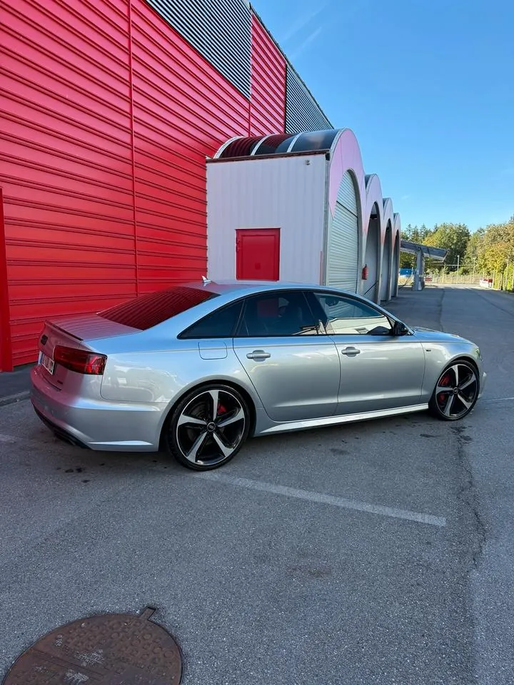 Audi A6 Competition