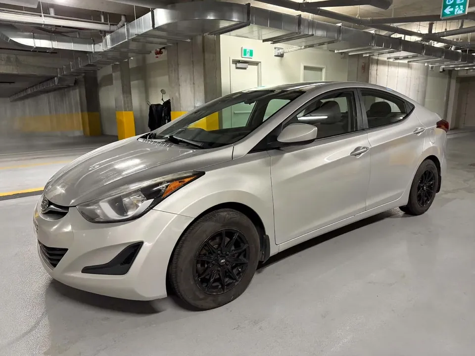 Hyundai Elantra 2016 photo 2