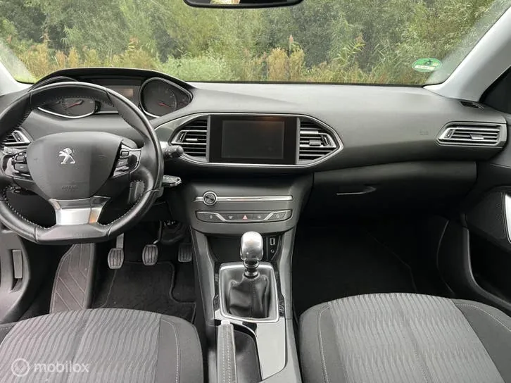 Peugeot 308 2014 photo 3