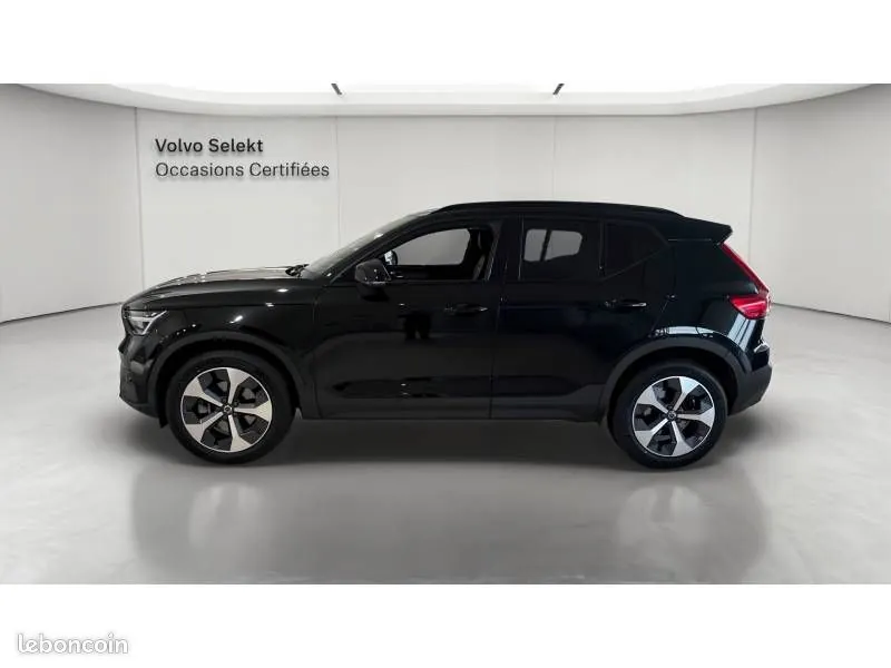 Volvo Xc40 2022 photo 2