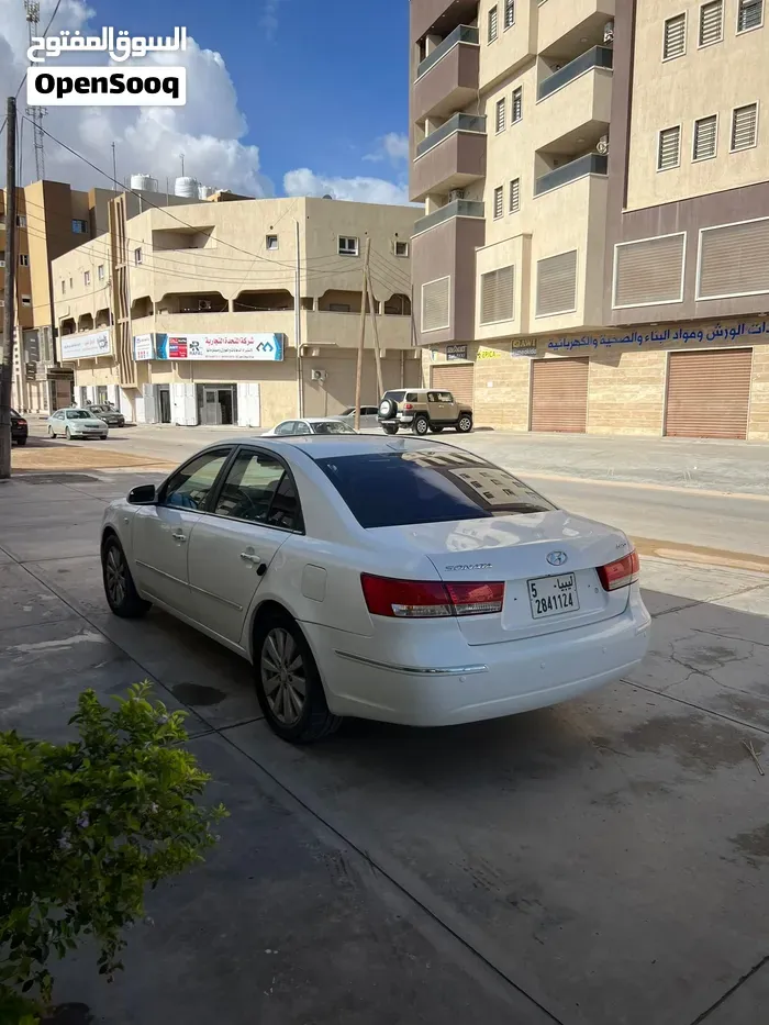 Hyundai Sonata 2009 photo 4