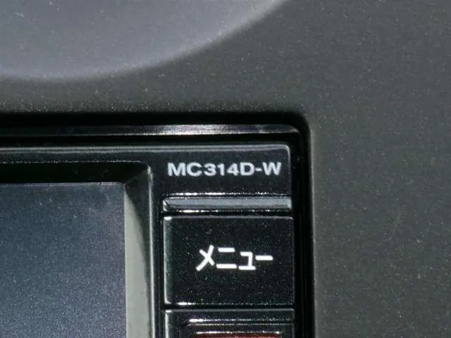 Nissan Note 2014 photo 5