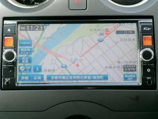 Nissan Note 2014 photo 4