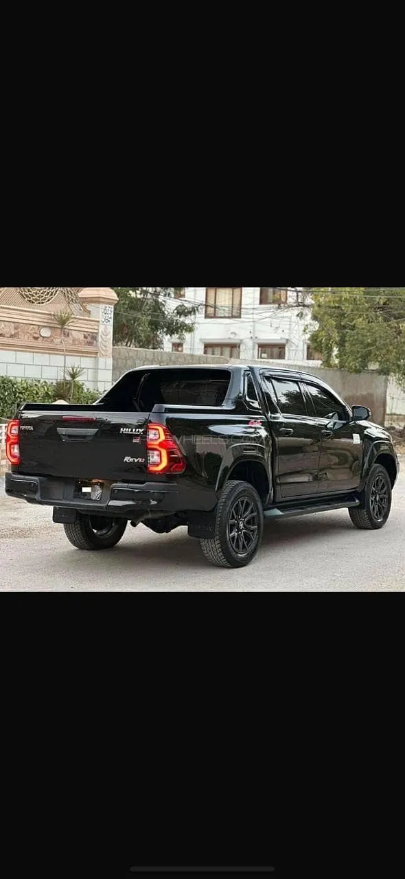 Toyota Hilux