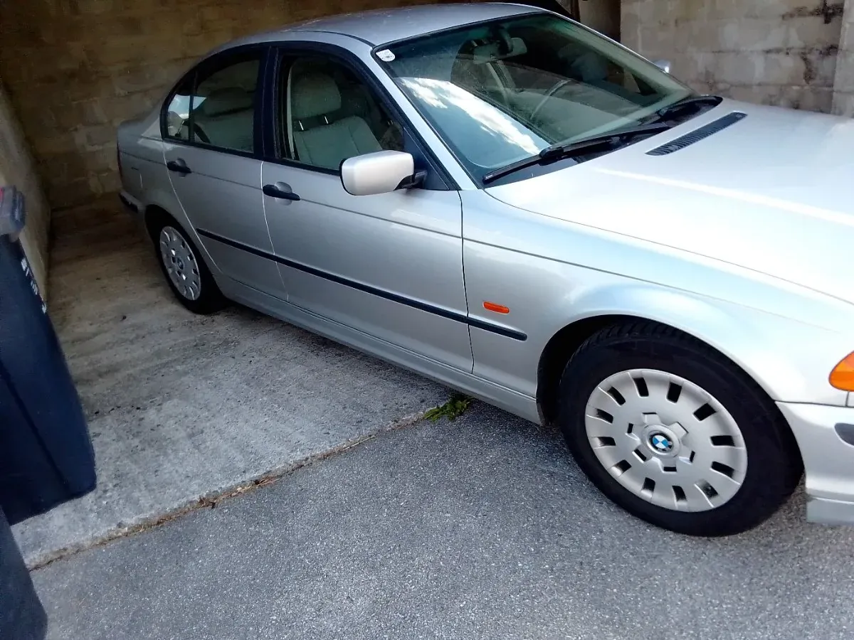 BMW 3 Series 2000 photo 2