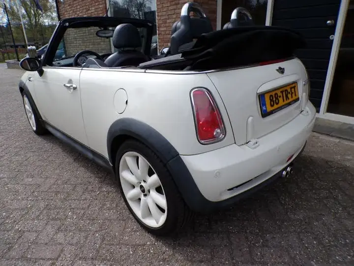 Mini Cabrio 2007 photo 3