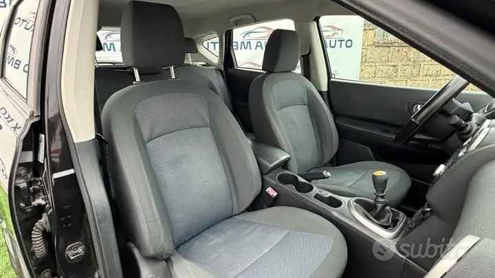 Nissan Qashqai 2011 photo 4