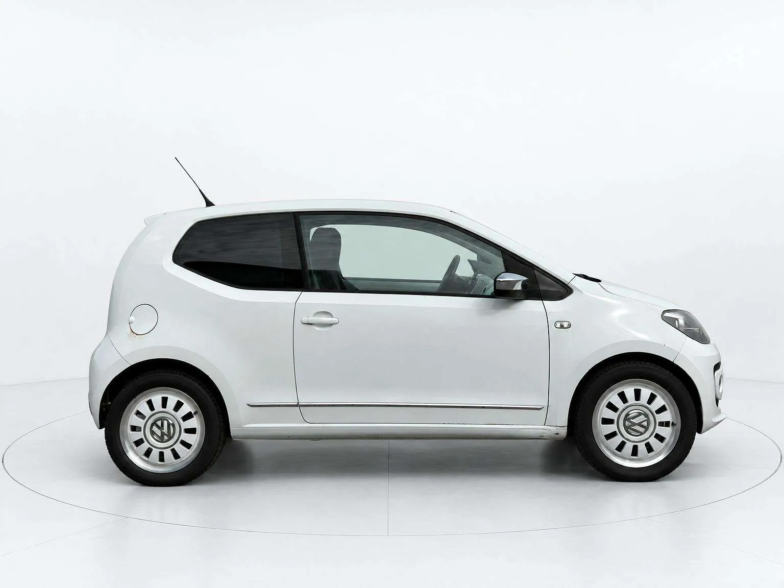 Volkswagen Up 2011 photo 5