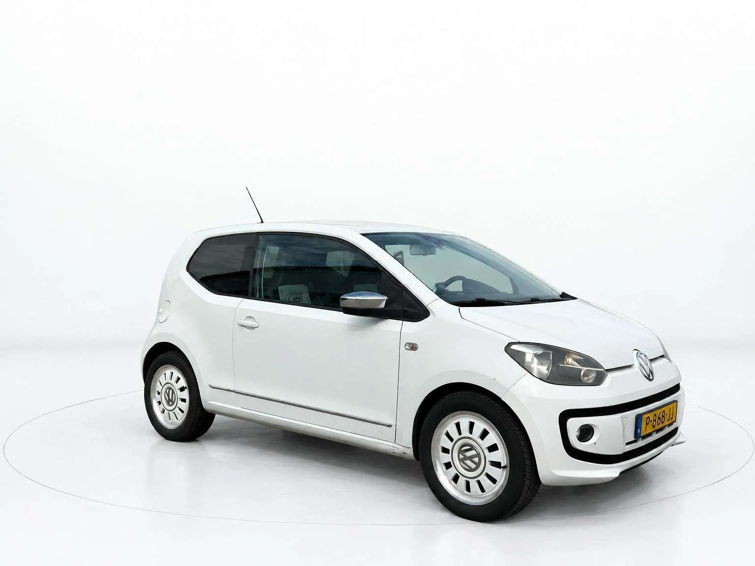 Volkswagen Up 2011 photo 2