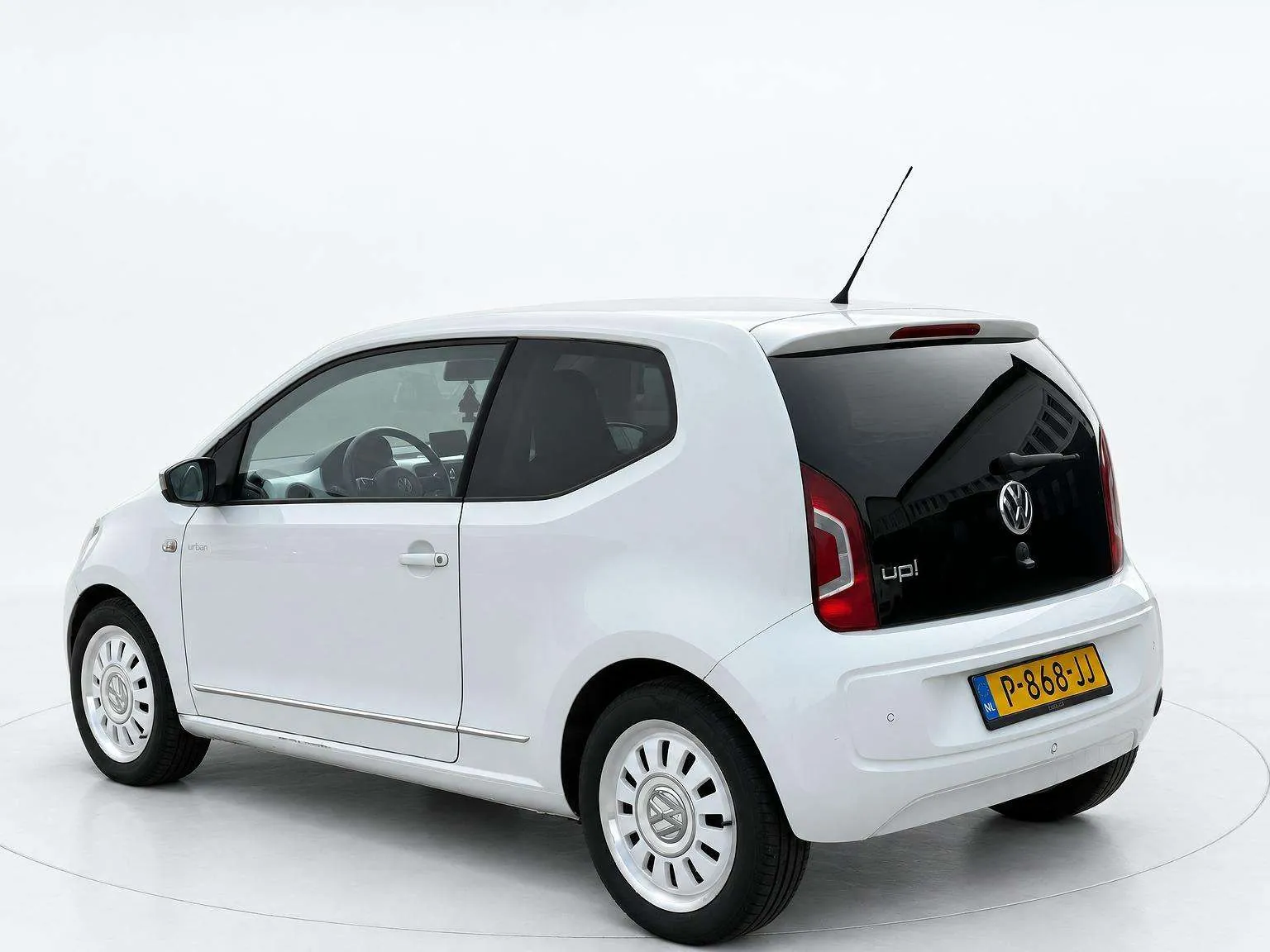 Volkswagen Up 2011 photo 3