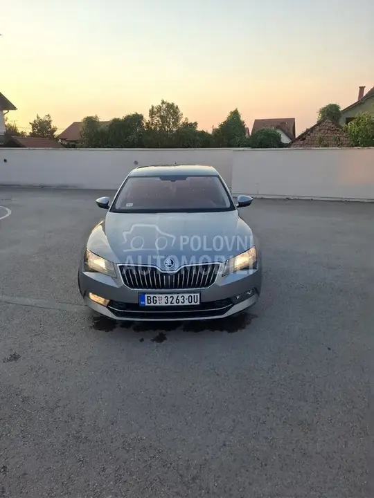 Skoda Superb 2016 photo 3