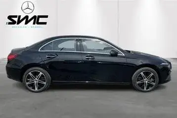 Mercedes-Benz A250E 2025 photo 3