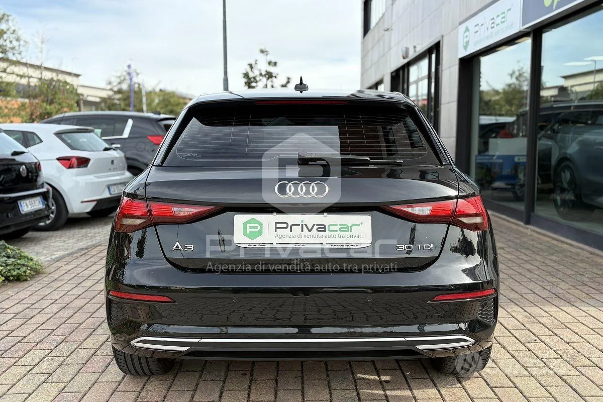 Audi A3 2021 photo 2