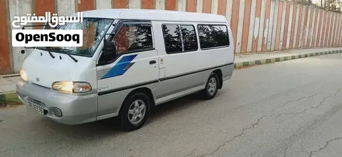 Hyundai H 100