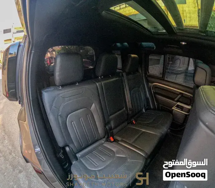 Land Rover Defender 2022 photo 3