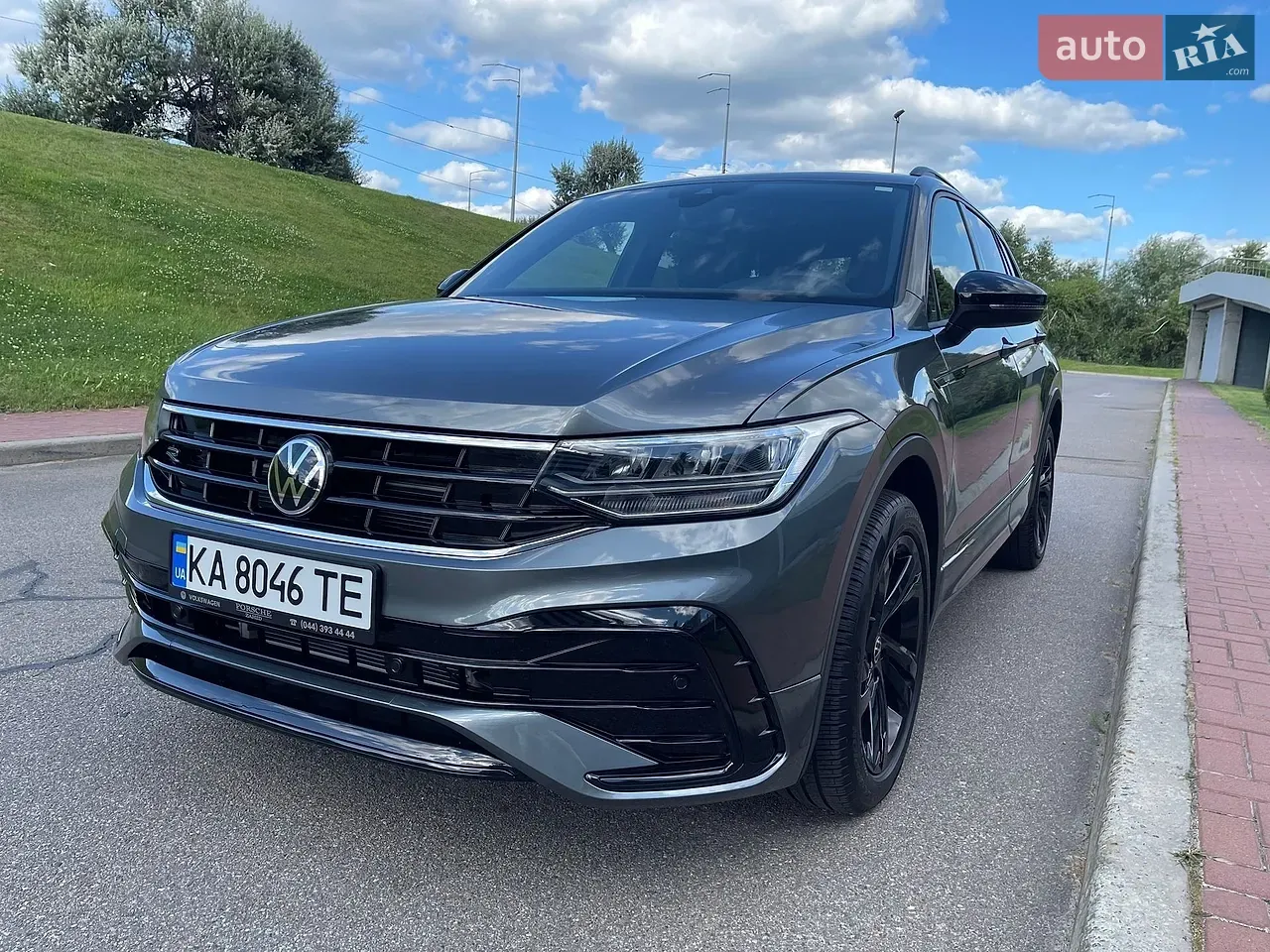 Volkswagen Tiguan 2023 photo 2