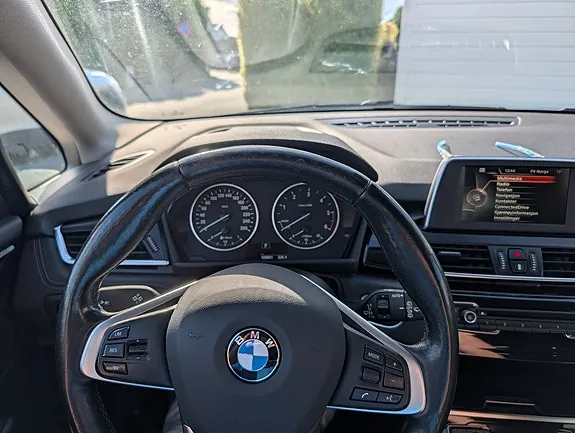 BMW 220D 2015 photo 4