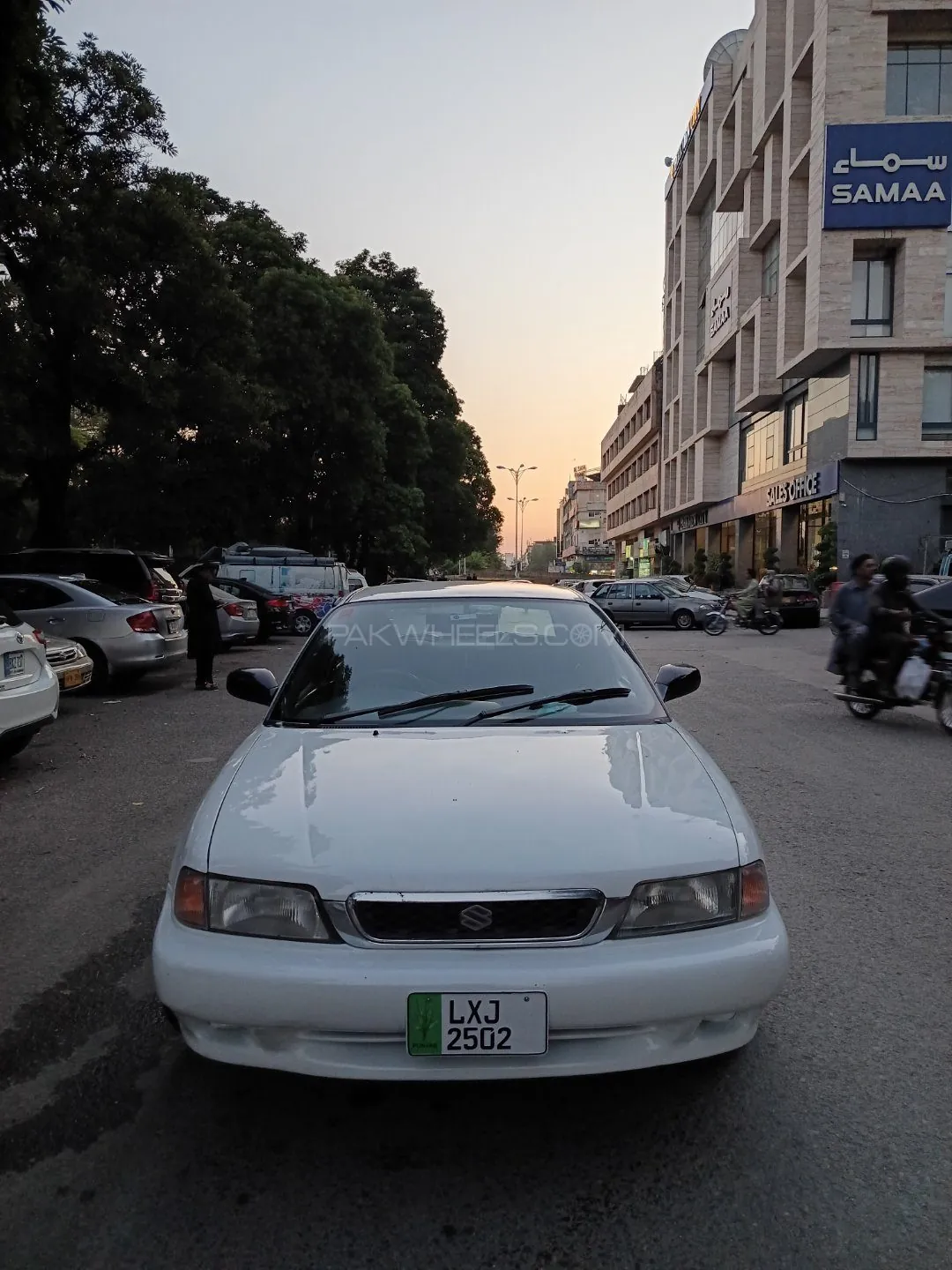 Suzuki Baleno