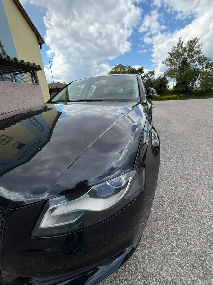 Audi A4 2008 photo 2