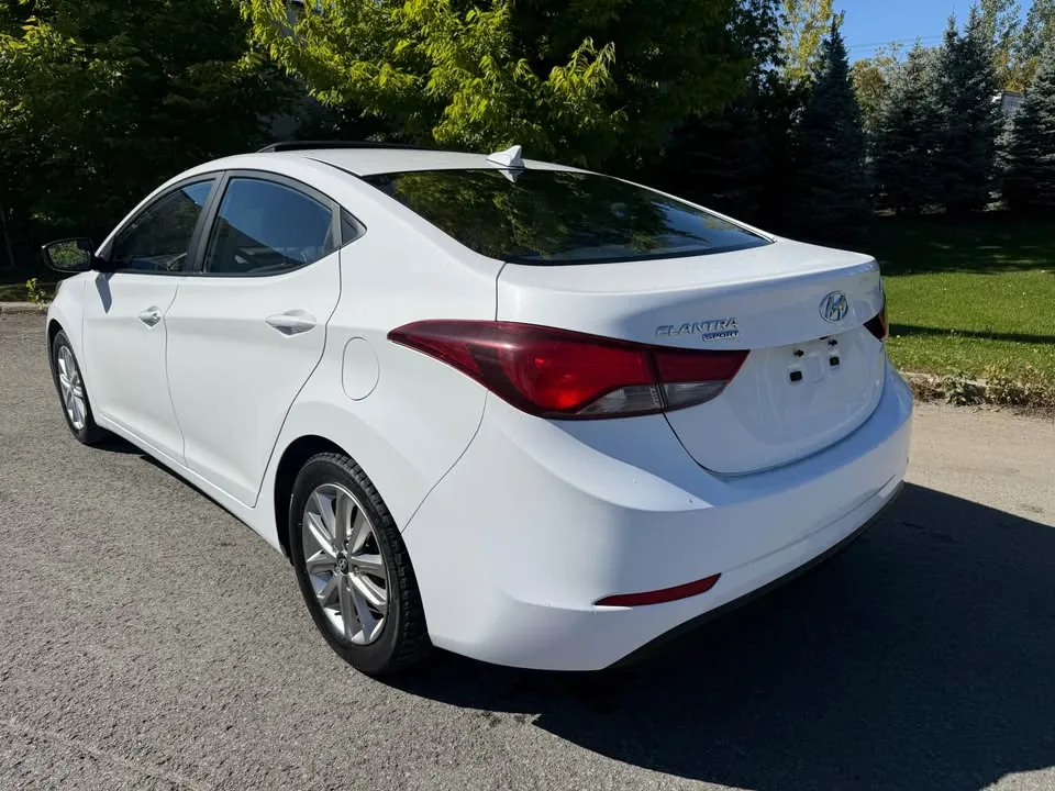Hyundai Elantra 2016 photo 3