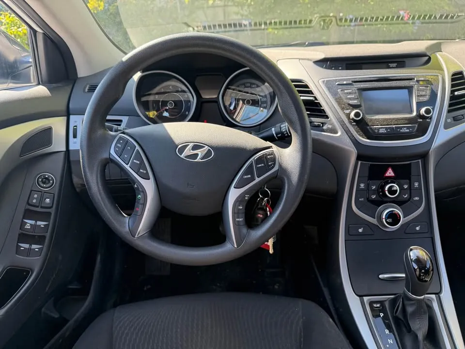 Hyundai Elantra 2016 photo 4