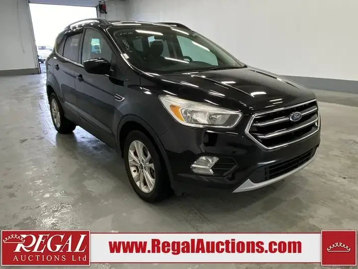 Ford Escape 2018 photo 2