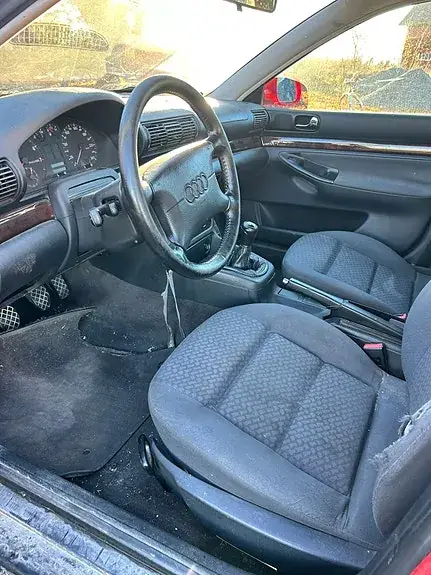 Audi A4 1997 photo 5