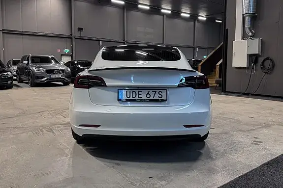 Tesla Model 3 2020 photo 5