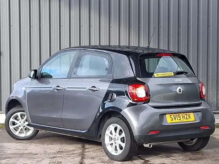 Smart Forfour 2019 photo 2