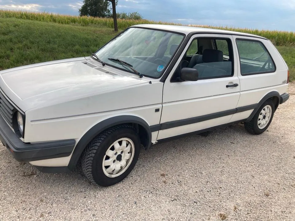 Volkswagen Golf 2