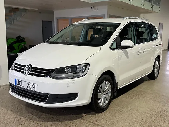 Volkswagen Sharan 2013 photo 2