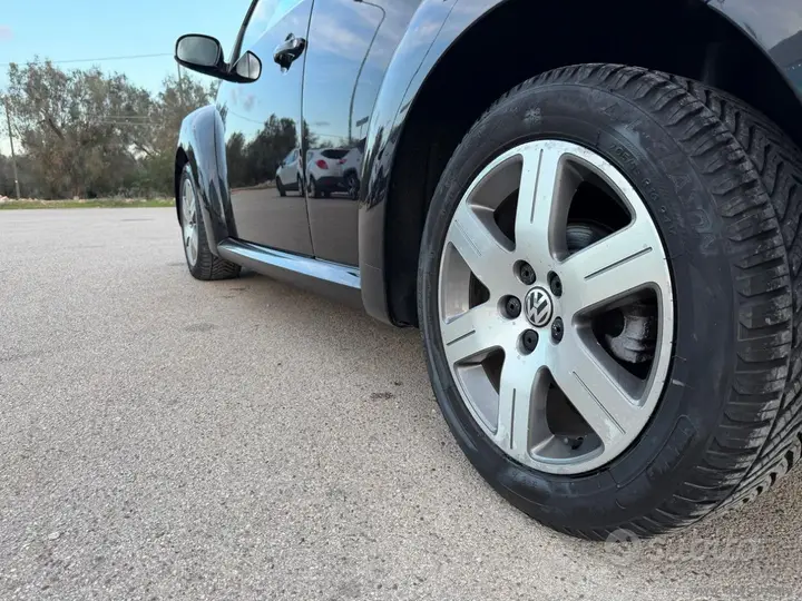 Volkswagen New Beetle 2007 photo 4