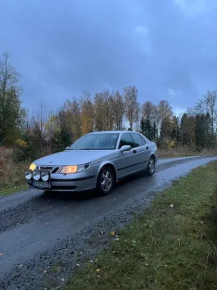 Saab 9-5 2002 photo 3