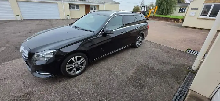 Mercedes-Benz E-Class 2014 photo 5