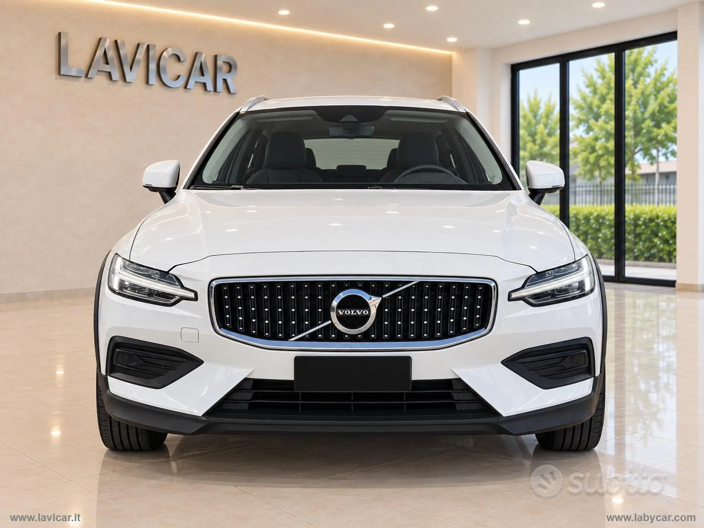 Volvo V60 2019 photo 2