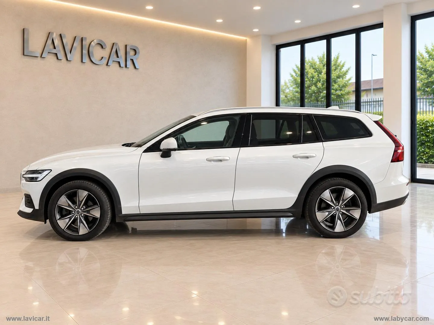 Volvo V60 2019 photo 5